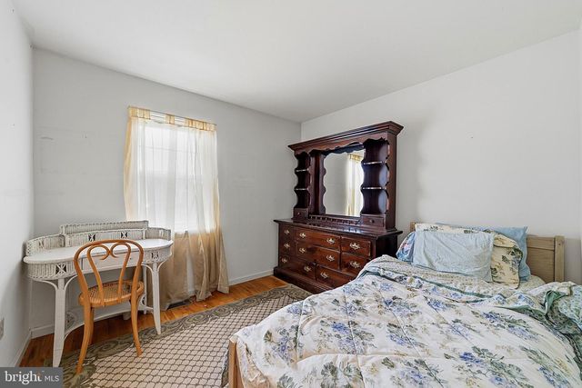 1934 COLONIAL DR, Croydon, PA 19021