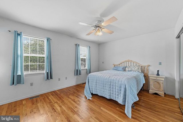 1934 COLONIAL DR, Croydon, PA 19021