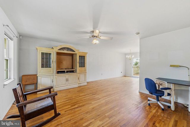 1934 COLONIAL DR, Croydon, PA 19021