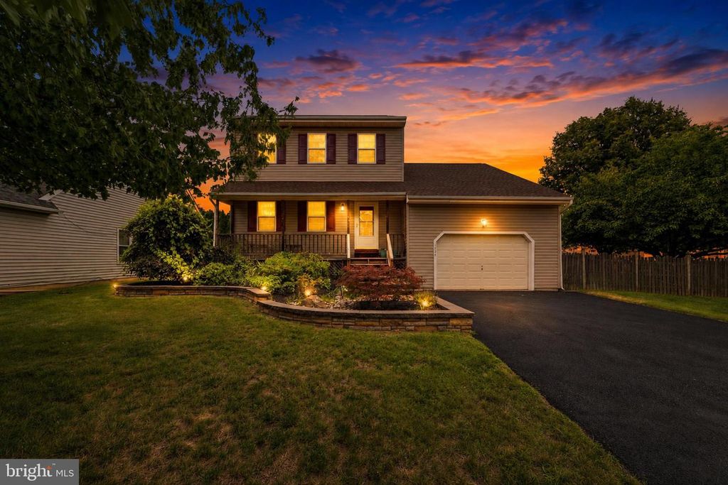 1934 COLONIAL DR, Croydon, PA 19021