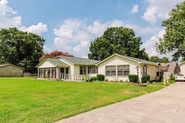 211 Southeastern Avenue, Jacksonville, AR 72076