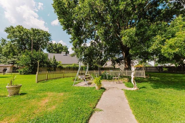 211 Southeastern Avenue, Jacksonville, AR 72076