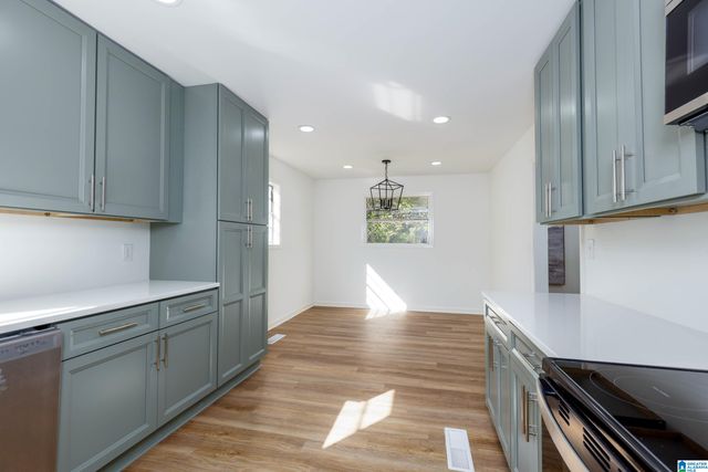 112 IVY AVENUE, Hueytown, AL 35023