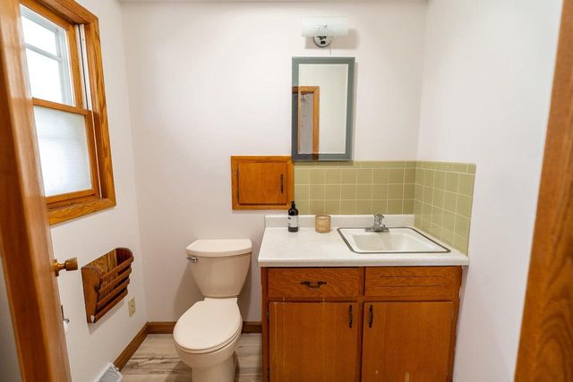 2023 Williamsburg Place, Janesville, WI 53548