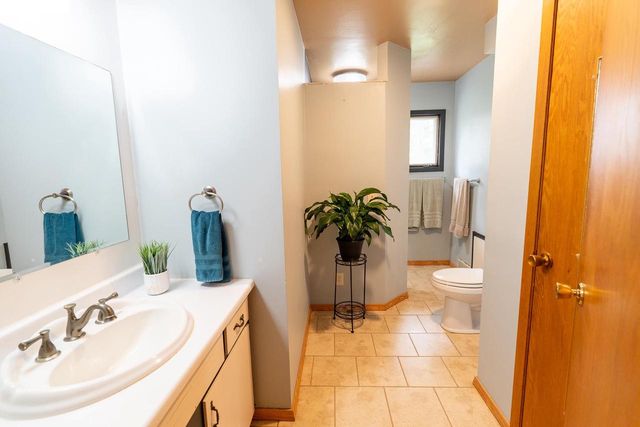 2023 Williamsburg Place, Janesville, WI 53548