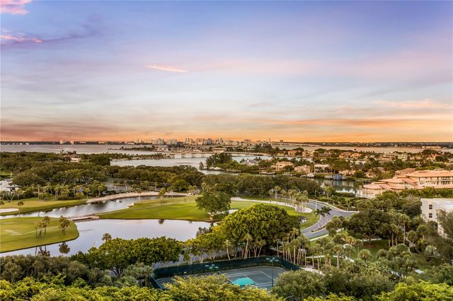 415 L AMBIANCE DRIVE PH-F, Longboat Key, FL 34228