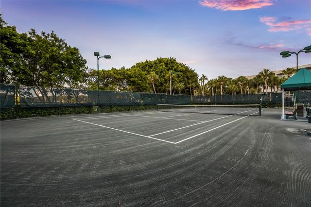 415 L AMBIANCE DRIVE PH-F, Longboat Key, FL 34228
