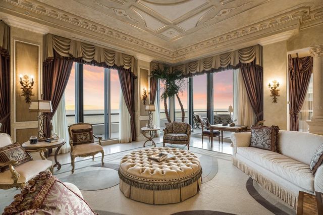 415 L AMBIANCE DRIVE PH-F, Longboat Key, FL 34228