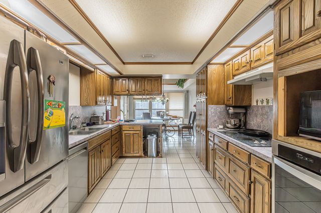 3309 Timber View Circle, Bedford, TX 76021