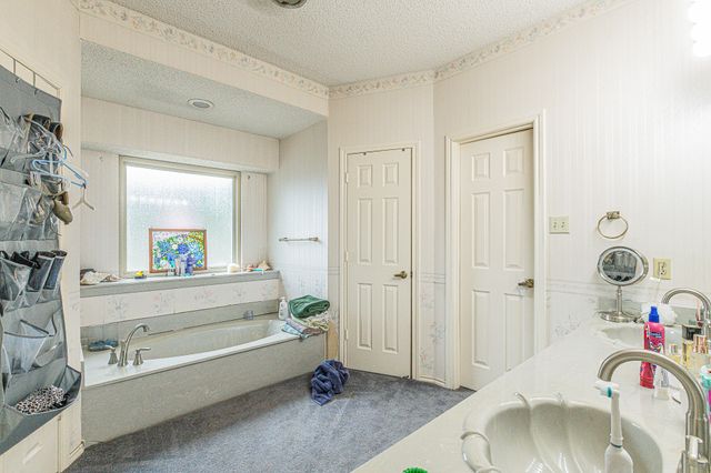 3309 Timber View Circle, Bedford, TX 76021