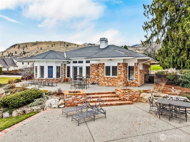 4080 US Highway 97A, Chelan, WA 98816