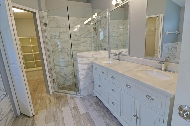 528 ROYAL TREE LANE, Oviedo, FL 32765