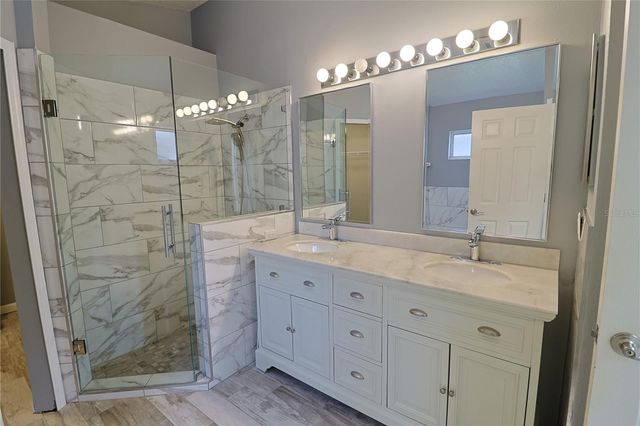 528 ROYAL TREE LANE, Oviedo, FL 32765