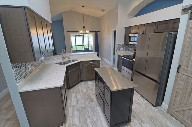 528 ROYAL TREE LANE, Oviedo, FL 32765
