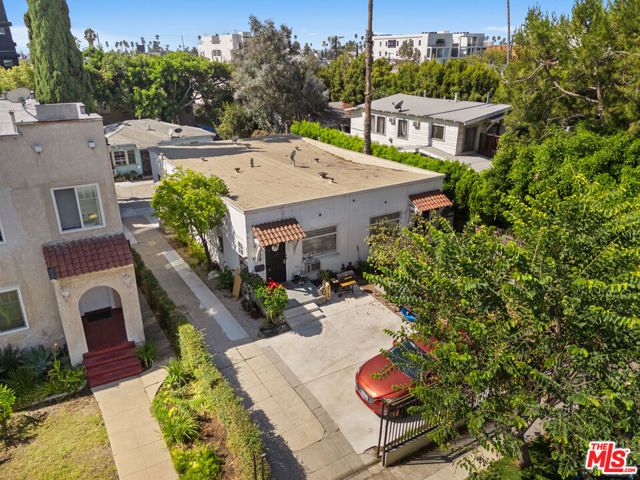 5736 La Mirada Avenue, Los Angeles, CA 90038