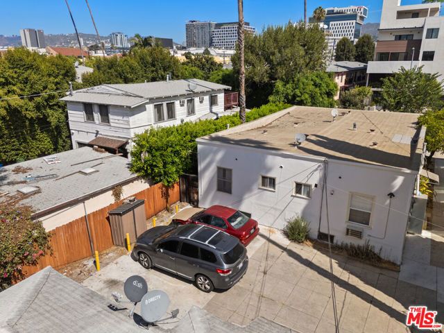 5736 La Mirada Avenue, Los Angeles, CA 90038