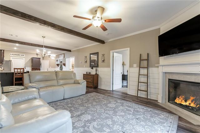 2875 Fox Wood Lane, Gainesville, GA 30504