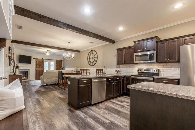 2875 Fox Wood Lane, Gainesville, GA 30504