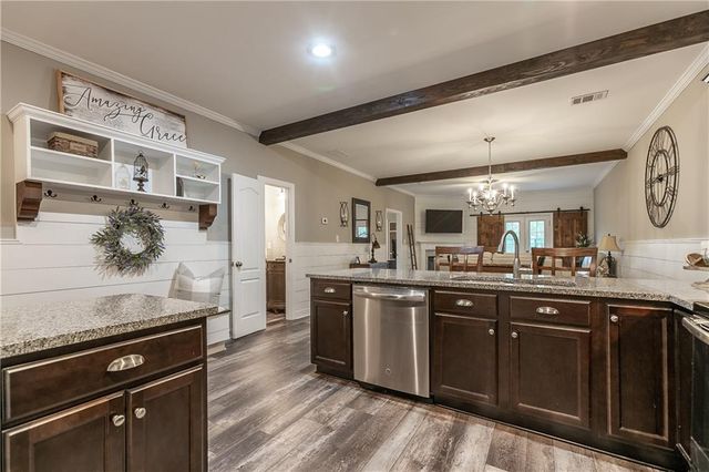 2875 Fox Wood Lane, Gainesville, GA 30504