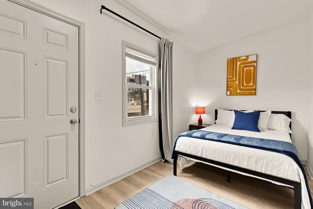 1605 ISHERWOOD ST NE, Washington, DC 20002