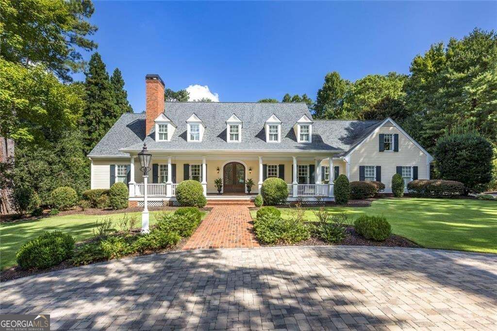 575 Old Cobblestone Drive, Atlanta, GA 30350 — exterior