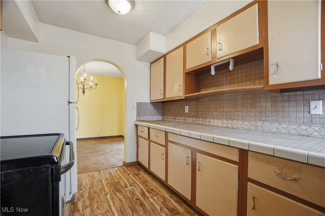 942 State Route 307 W, Jefferson, OH 44047