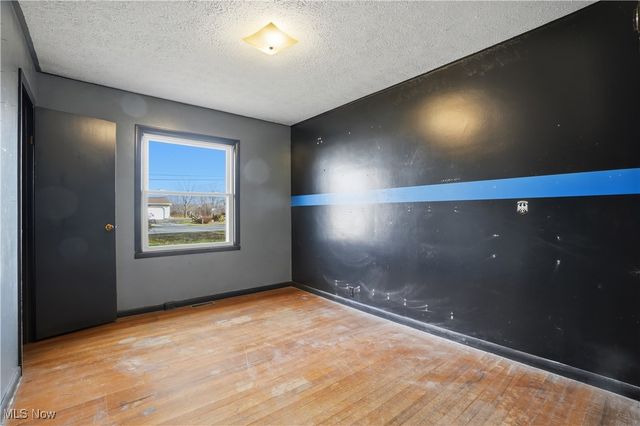 942 State Route 307 W, Jefferson, OH 44047