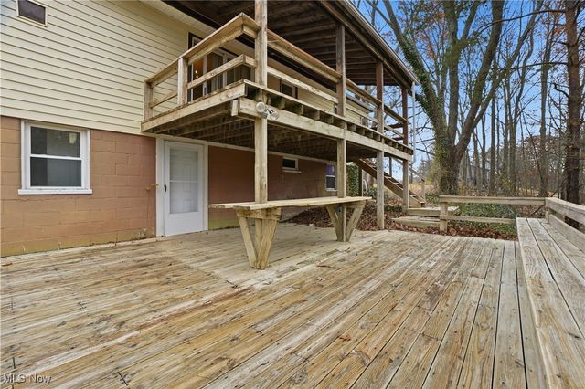 942 State Route 307 W, Jefferson, OH 44047