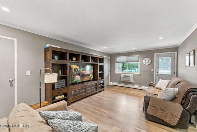 3 Wharfside Drive, Monmouth Beach, NJ 07750