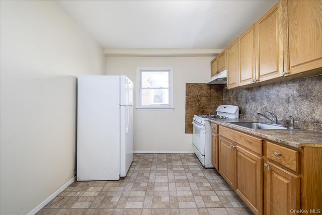 143 Wellington Road, Elmont, NY 11003