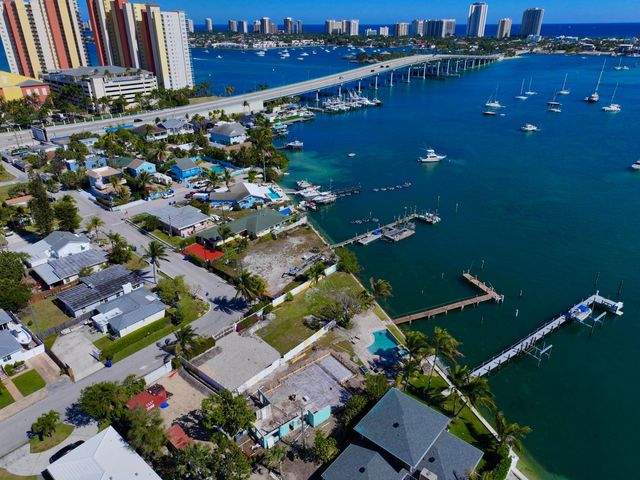 265 E 23rd Street, Riviera Beach, FL 33404