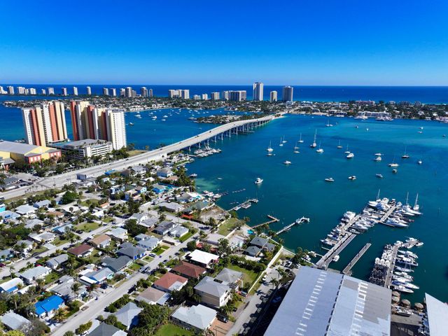 265 E 23rd Street, Riviera Beach, FL 33404