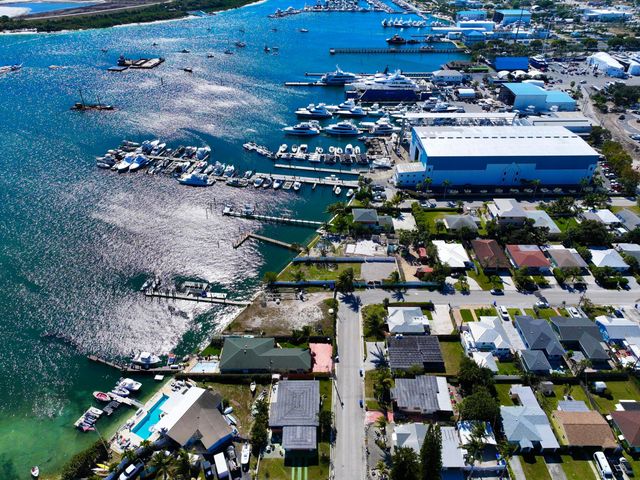 265 E 23rd Street, Riviera Beach, FL 33404