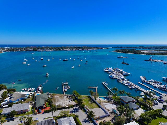 265 E 23rd Street, Riviera Beach, FL 33404