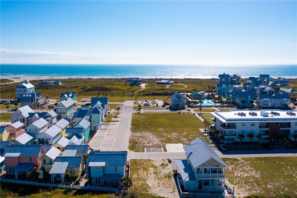 607 Center Square W, Port Aransas, TX 78373 — photo 4