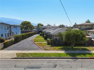 406 S 5th Avenue, Monrovia, CA 91016