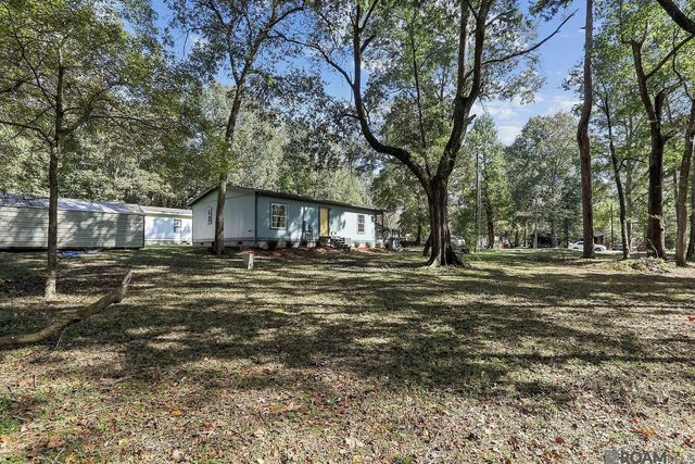 5389 Blackmore Rd, St Francisville, LA 70775