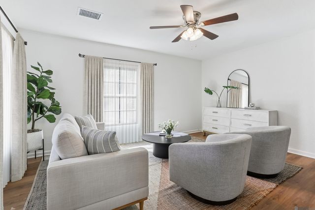 5389 Blackmore Rd, St Francisville, LA 70775