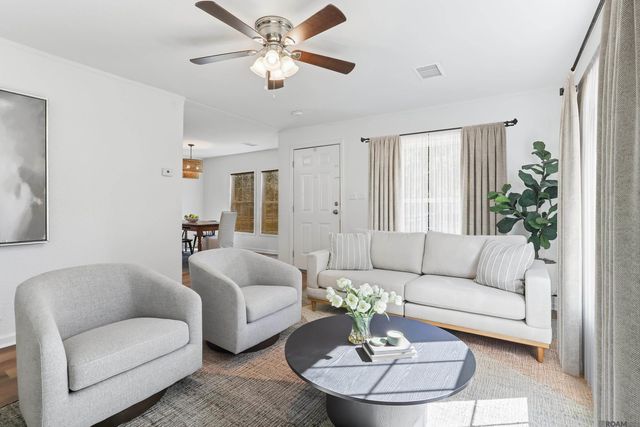 5389 Blackmore Rd, St Francisville, LA 70775