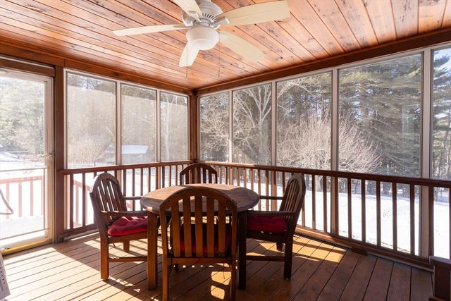 58 Shattuck Rd, Sturbridge, MA 01566