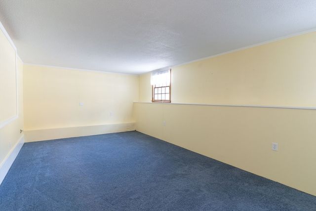 58 Shattuck Rd, Sturbridge, MA 01566