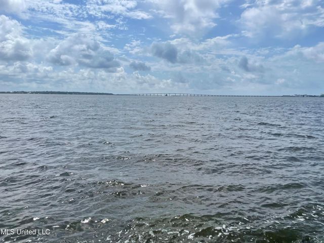 15416 Rue Dauphine Circle, Biloxi, MS 39532