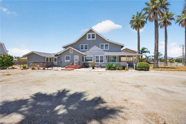 1424 De Anza, San Jacinto, CA 92582