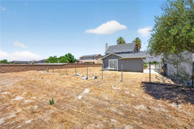 1424 De Anza, San Jacinto, CA 92582