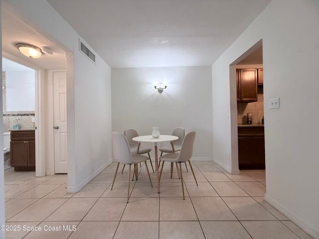 1440 Parkway Drive 11a, Melbourne, FL 32935