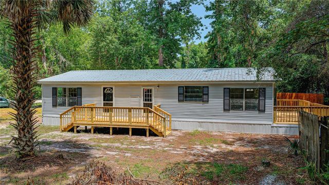 118 WATERWAY DRIVE, Satsuma, FL 32189