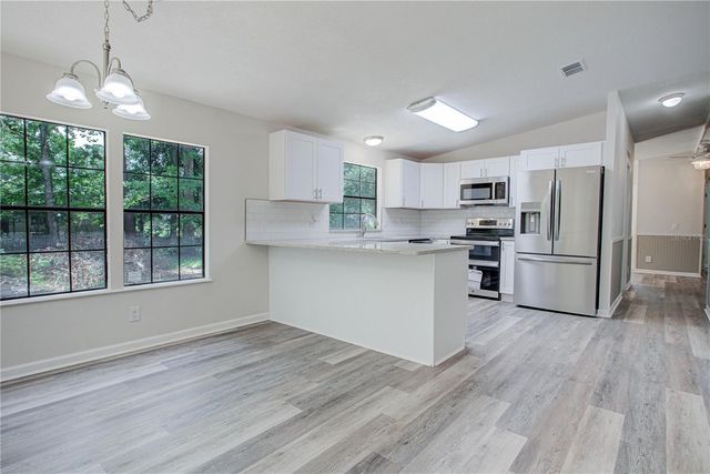 118 WATERWAY DRIVE, Satsuma, FL 32189