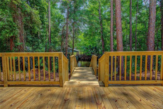 118 WATERWAY DRIVE, Satsuma, FL 32189