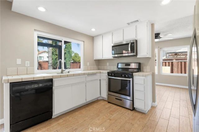 42325 Via Consuelo, Temecula, CA 92592