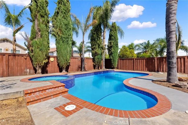 42325 Via Consuelo, Temecula, CA 92592